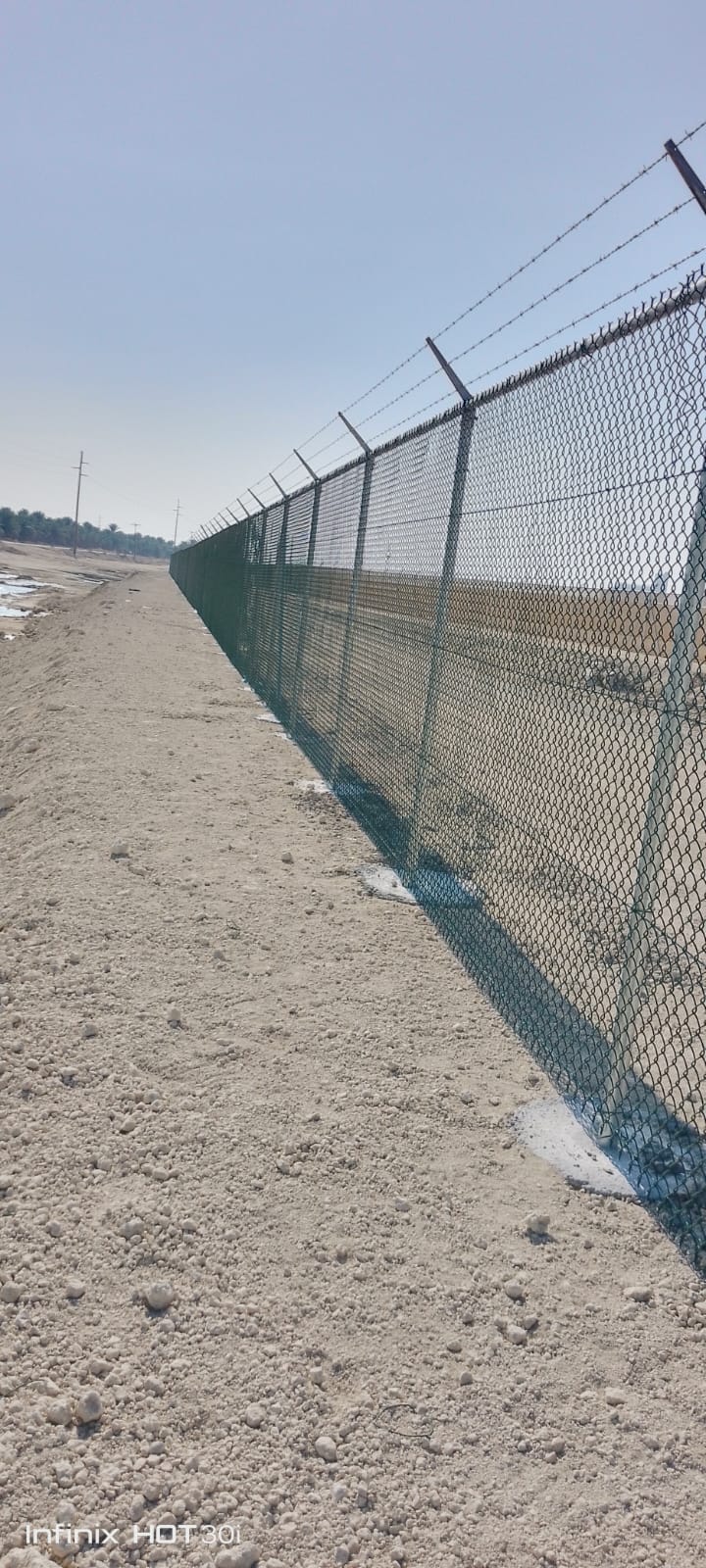 شبوك حماية على امتداد طويل